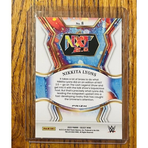 2022 WWE Select Nikkita Lyons NXT 2.0 Silver Flash Prizm #8 Wrestling - Picture 2 of 2